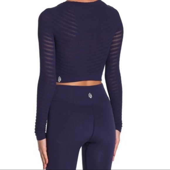 ❌SOLD IN BUNDLE❌ Free People Movement Gone Adrift Long Slee… - Picture 2 of 9